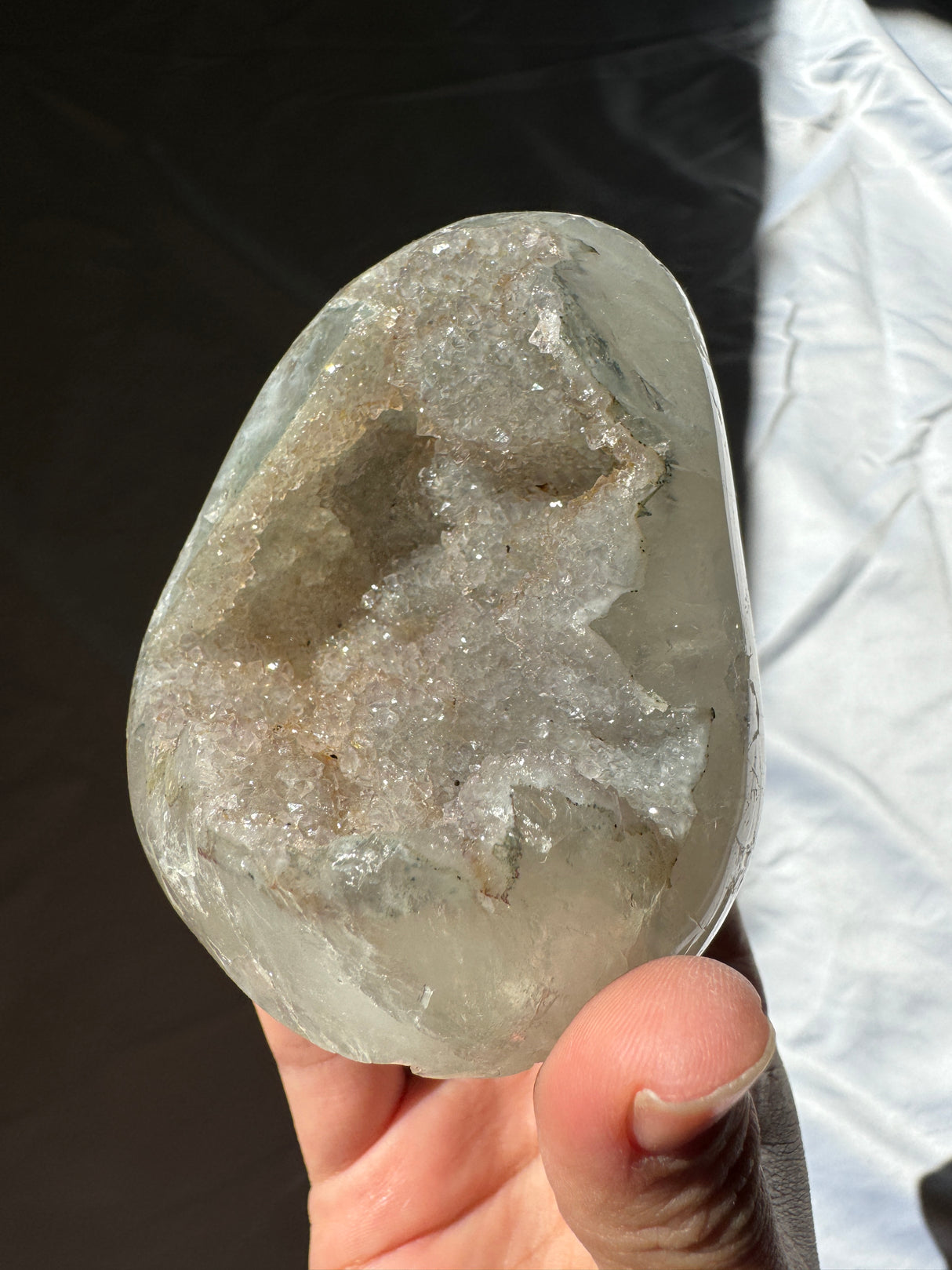 Druzy Minty Rainbow Amethyst Cut Base