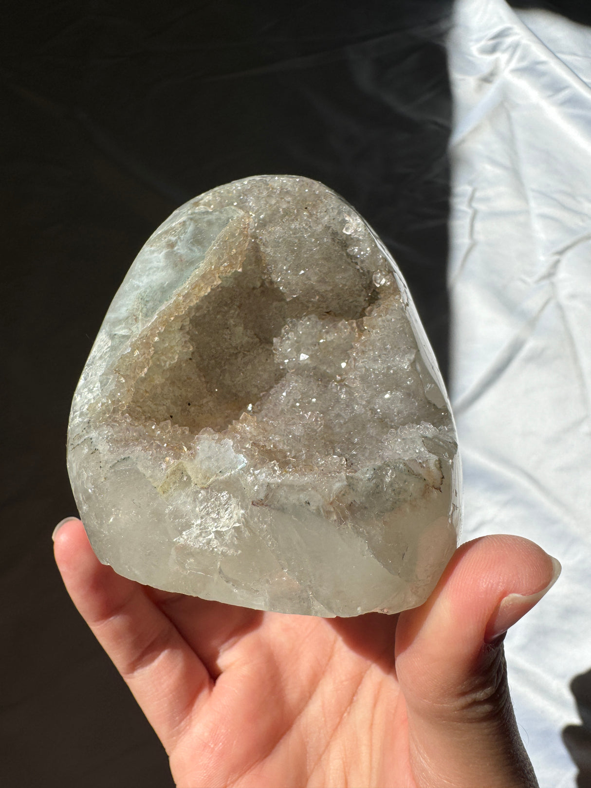 Druzy Minty Rainbow Amethyst Cut Base