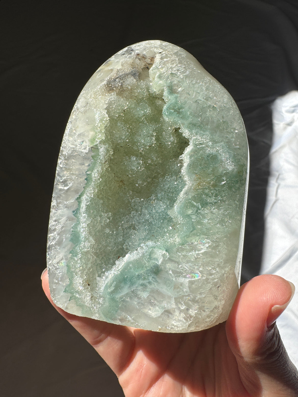 Green Rainbow Amethyst Cut Base