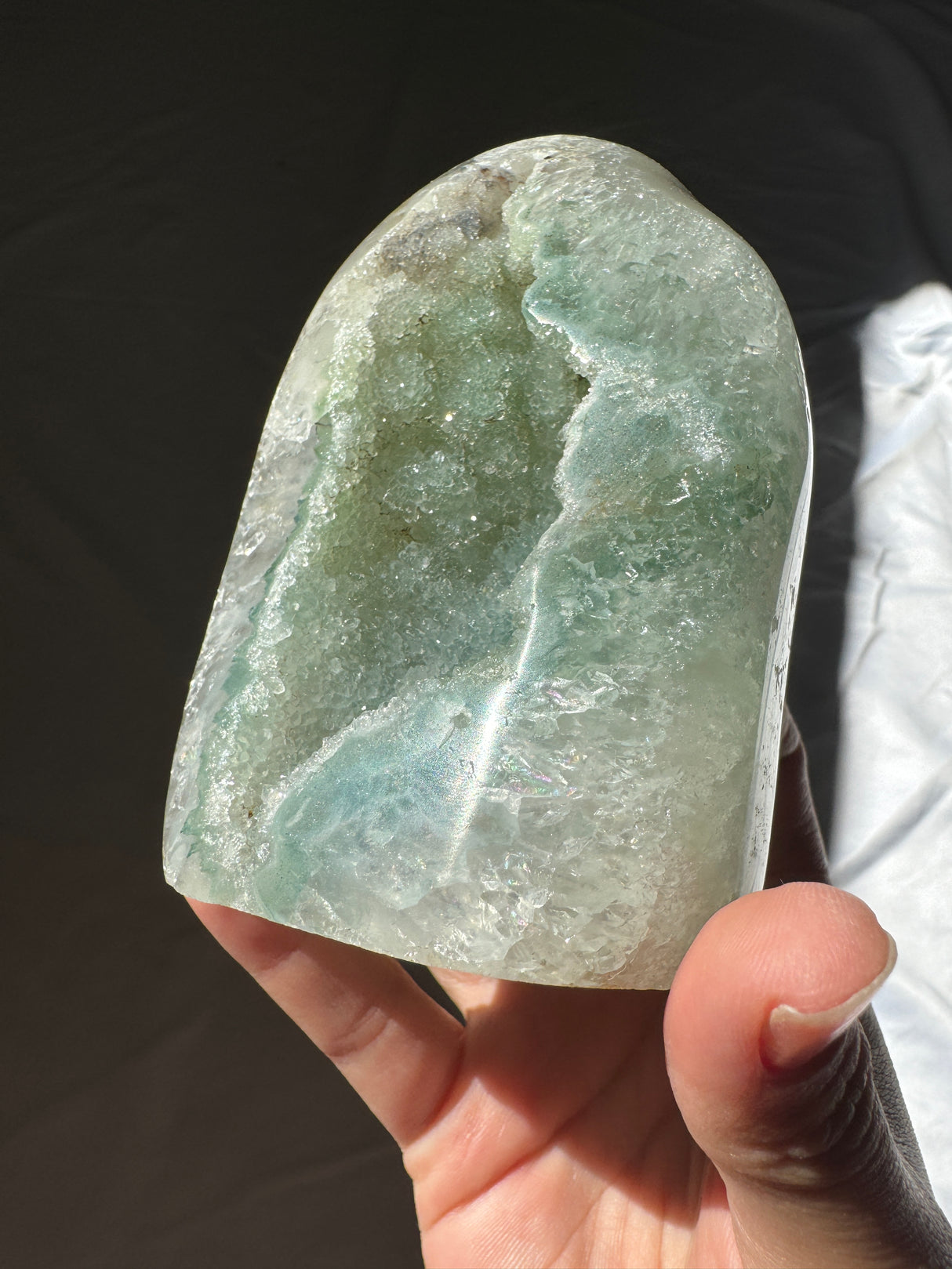 Green Rainbow Amethyst Cut Base