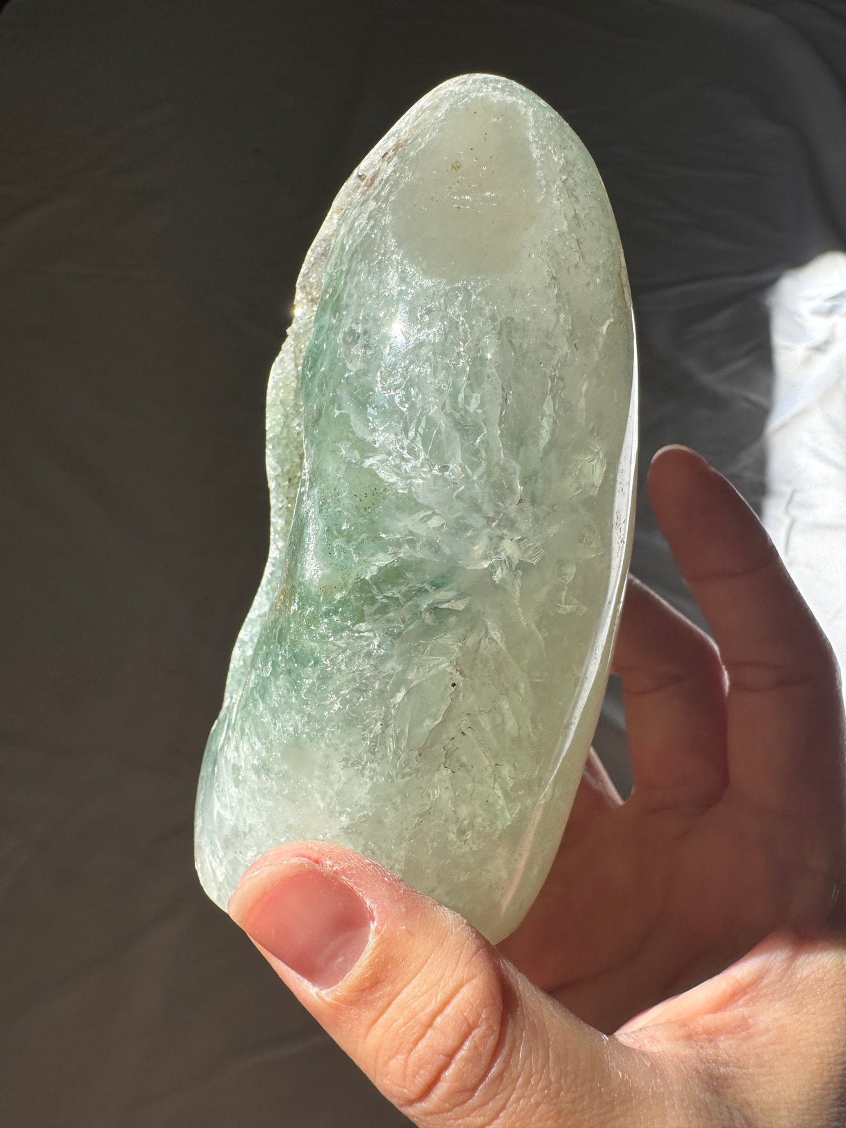 Green Rainbow Amethyst Cut Base