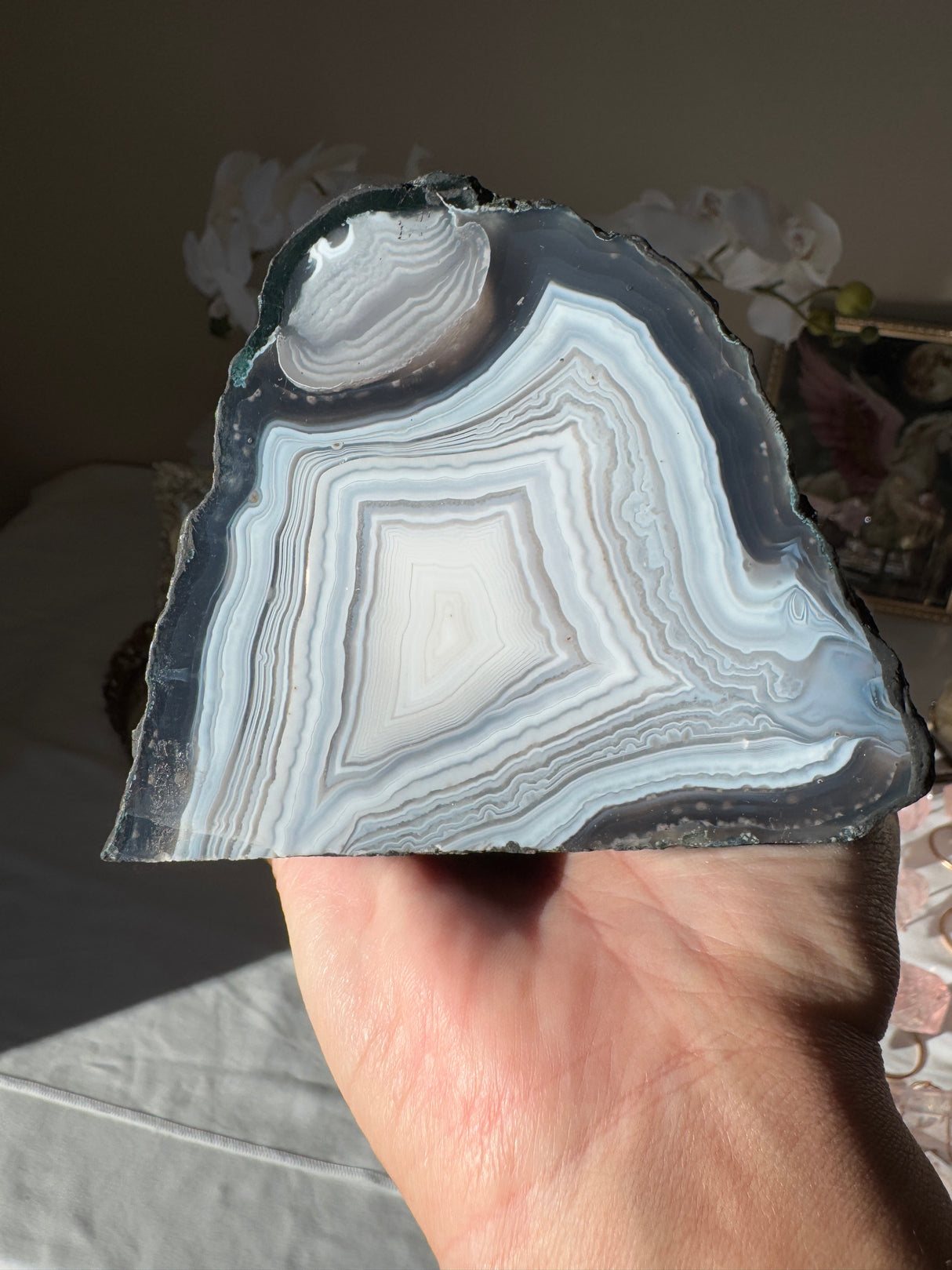 Blue Agate Cut Base