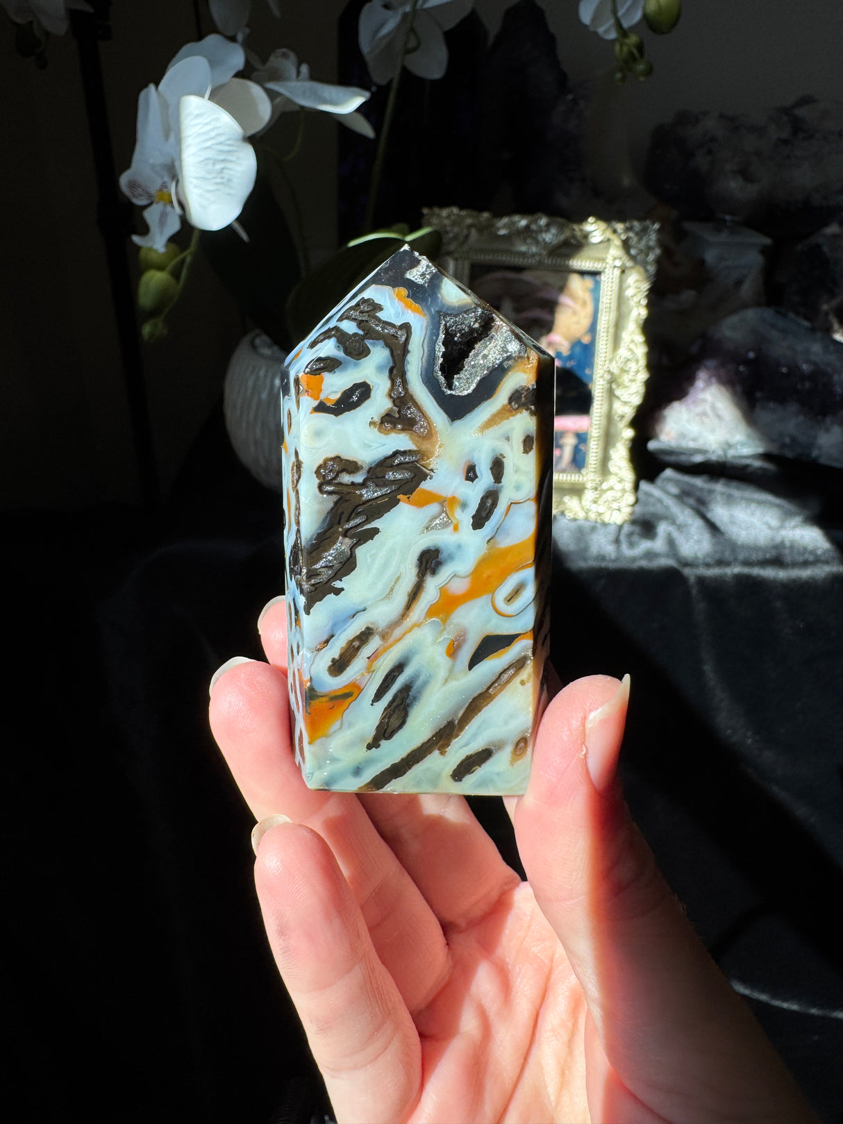 Wicked Lace Agate Tower