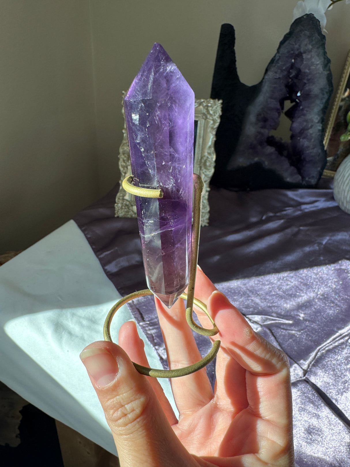 Deep Amethyst Vogel (imperfect)