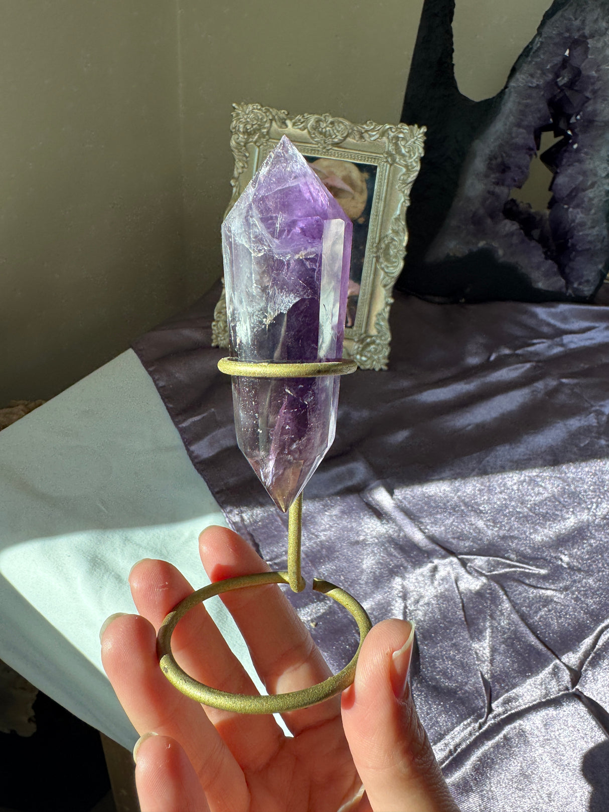 Deep Amethyst Vogel (imperfect)