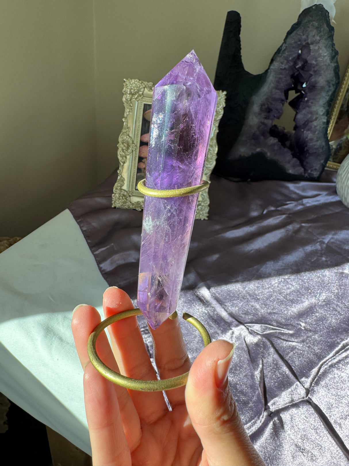 Deep Amethyst Vogel (imperfect)