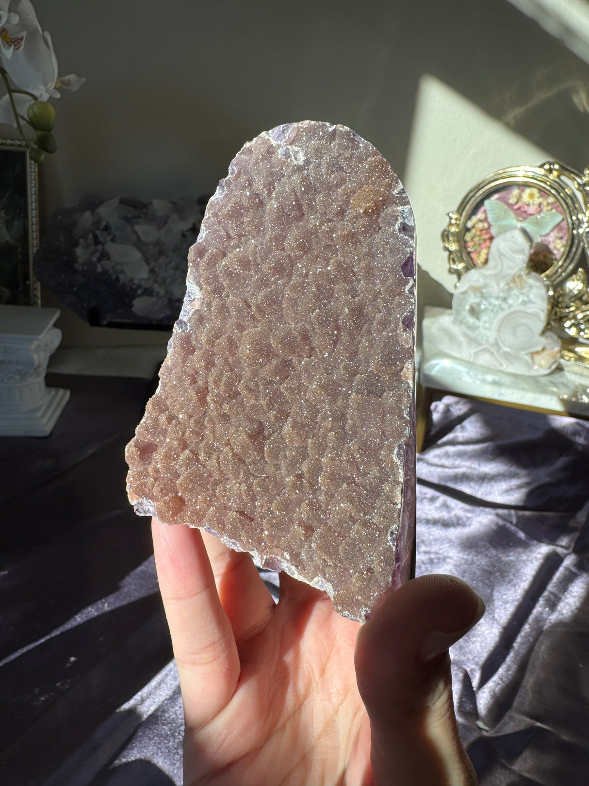 Sugar Rainbow Amethyst Cut Base