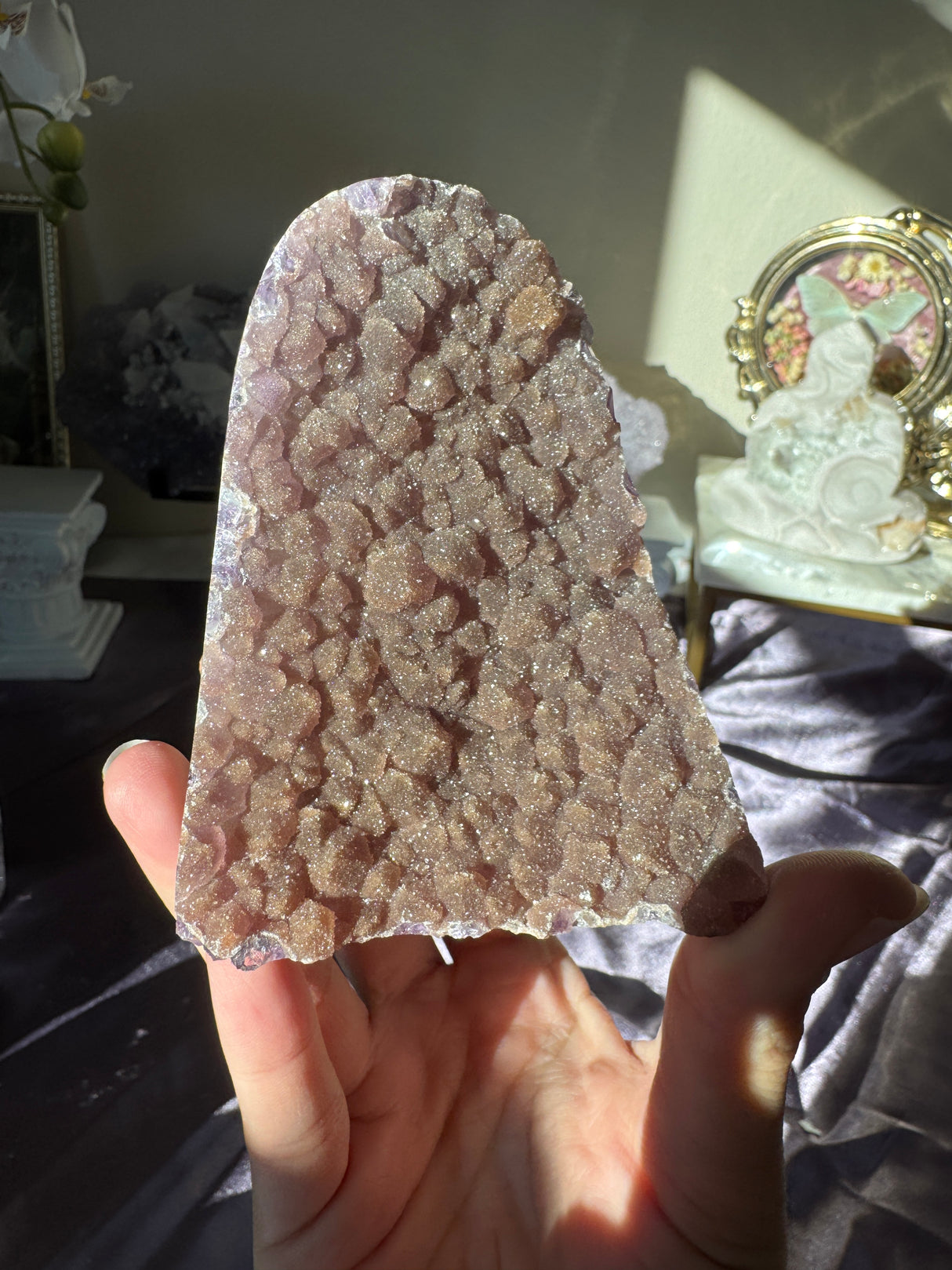 Sugar Rainbow Amethyst Cut Base