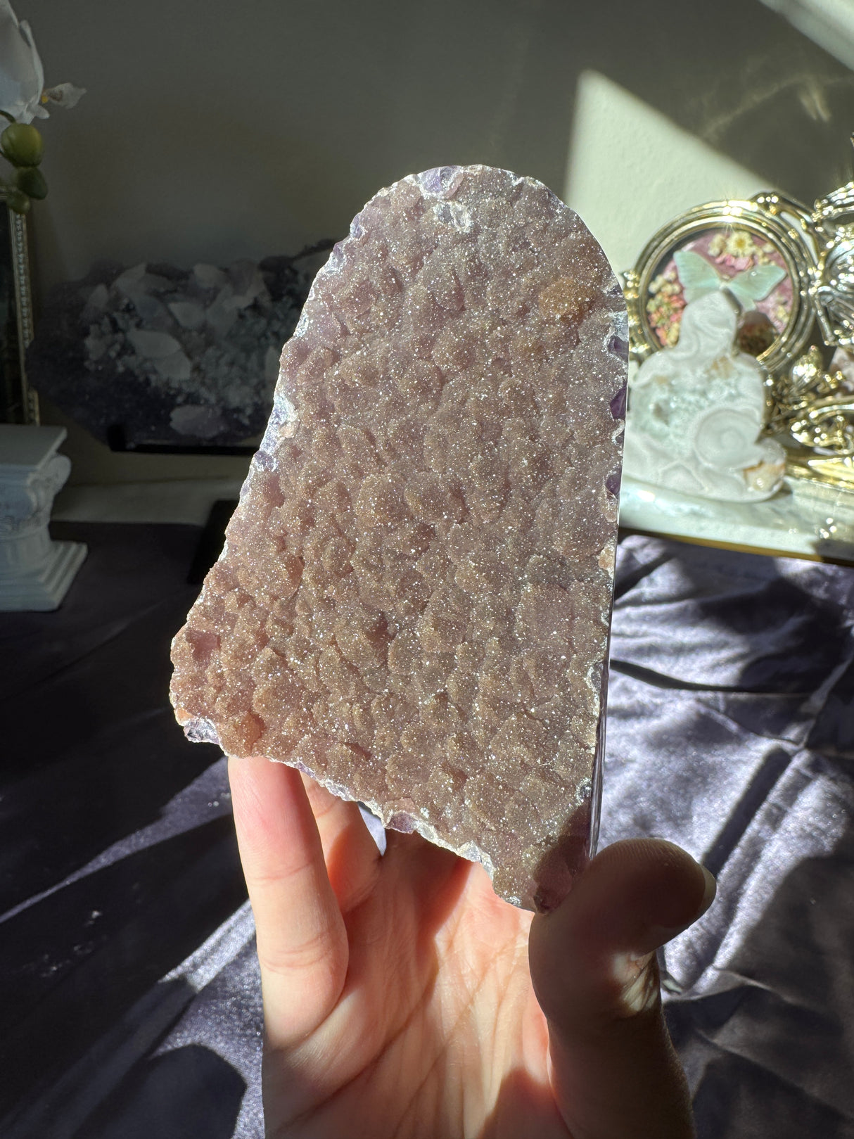 Sugar Rainbow Amethyst Cut Base