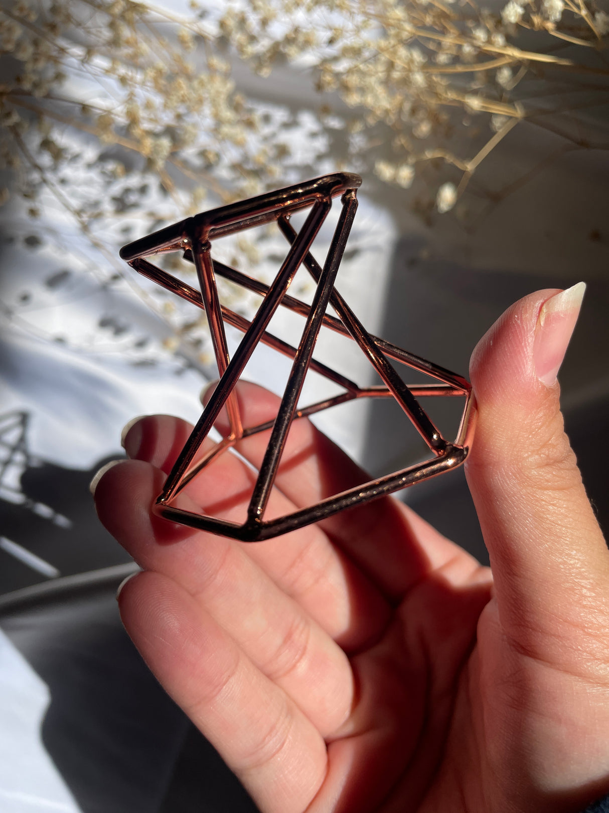 Rose Gold Reversible Wire Stand