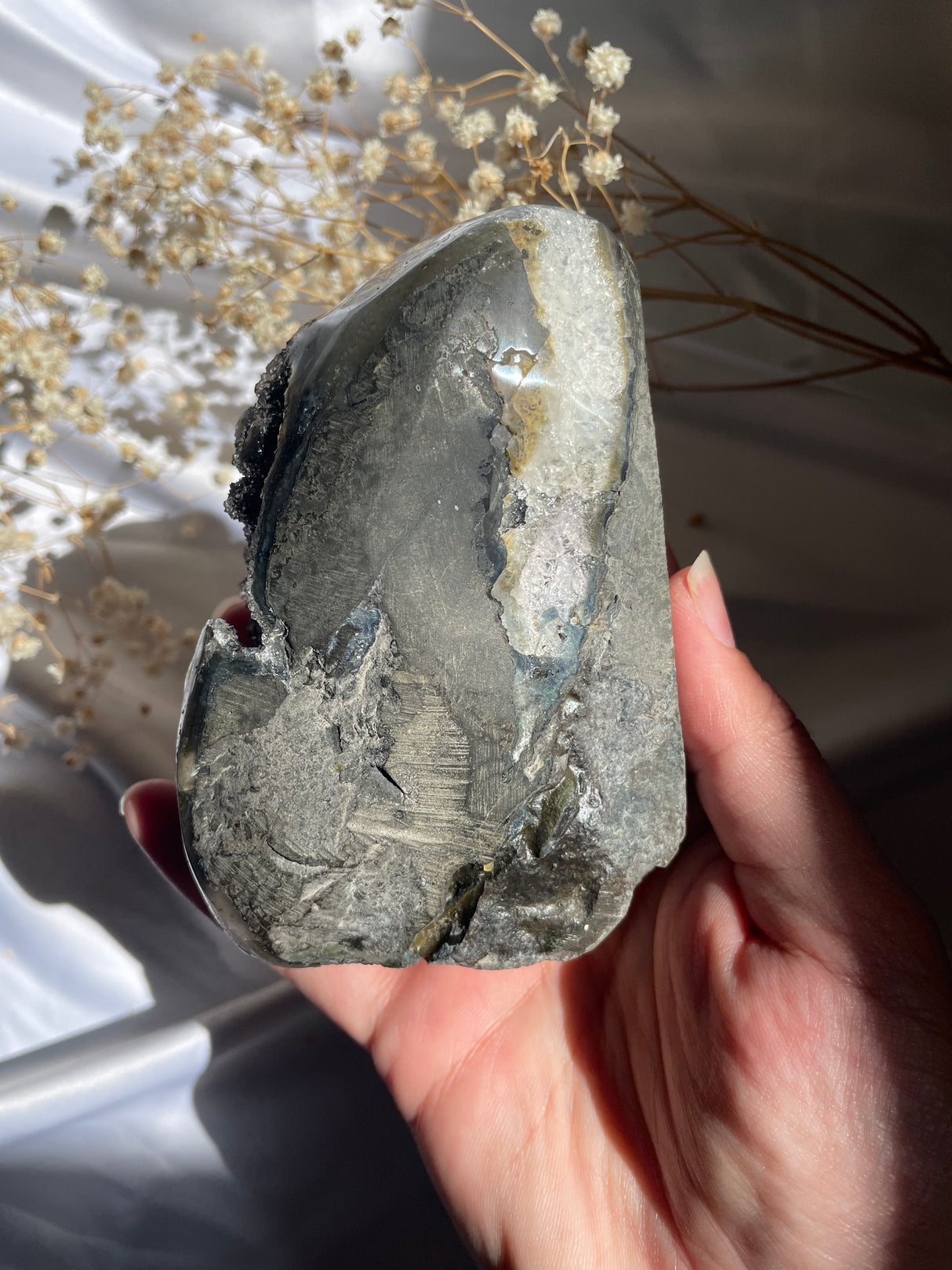 Black Rainbow Uruguayan Amethyst Cut Base