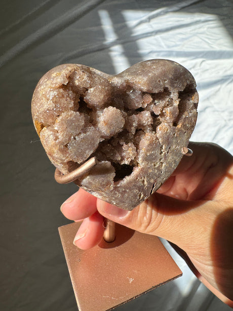 Druzy Pink Amethyst Heart on Rose Gold Stand