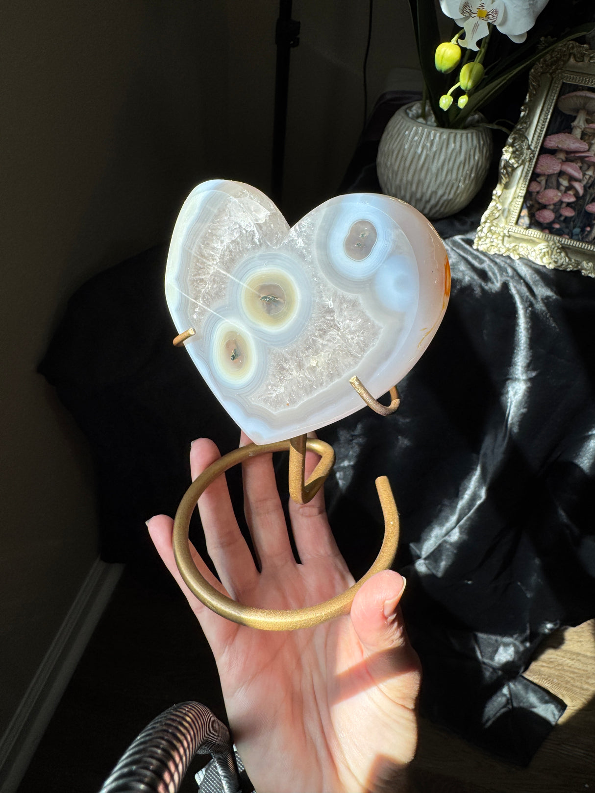 Pastel Blue Agate Heart on stand