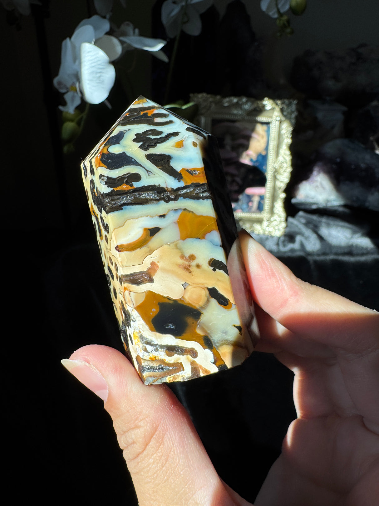 Wicked Lace Agate Tower