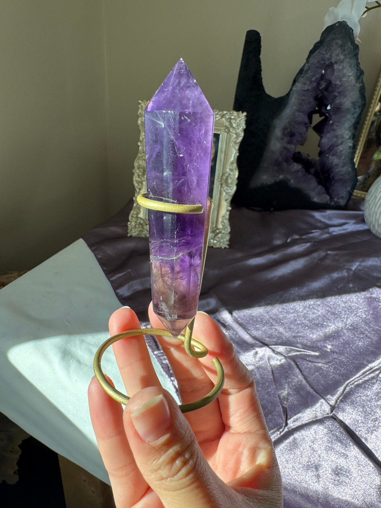 Deep Amethyst Vogel (imperfect)