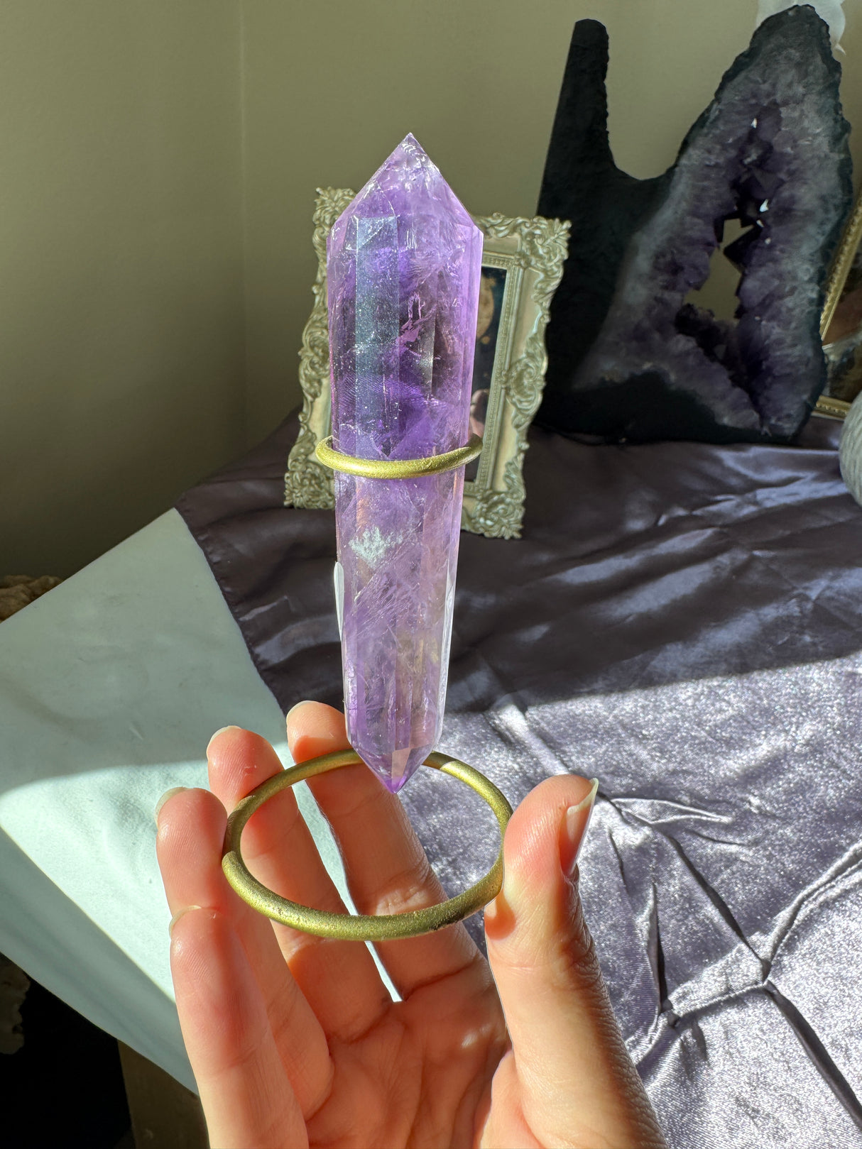 Deep Amethyst Vogel (imperfect)