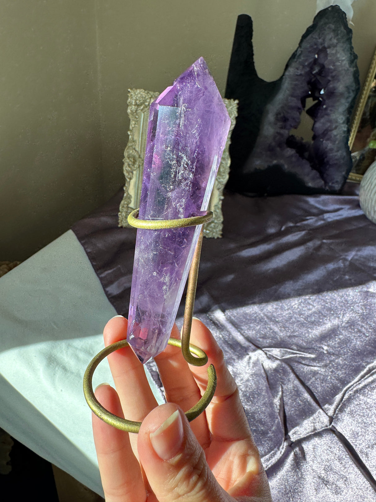 Deep Amethyst Vogel (imperfect)