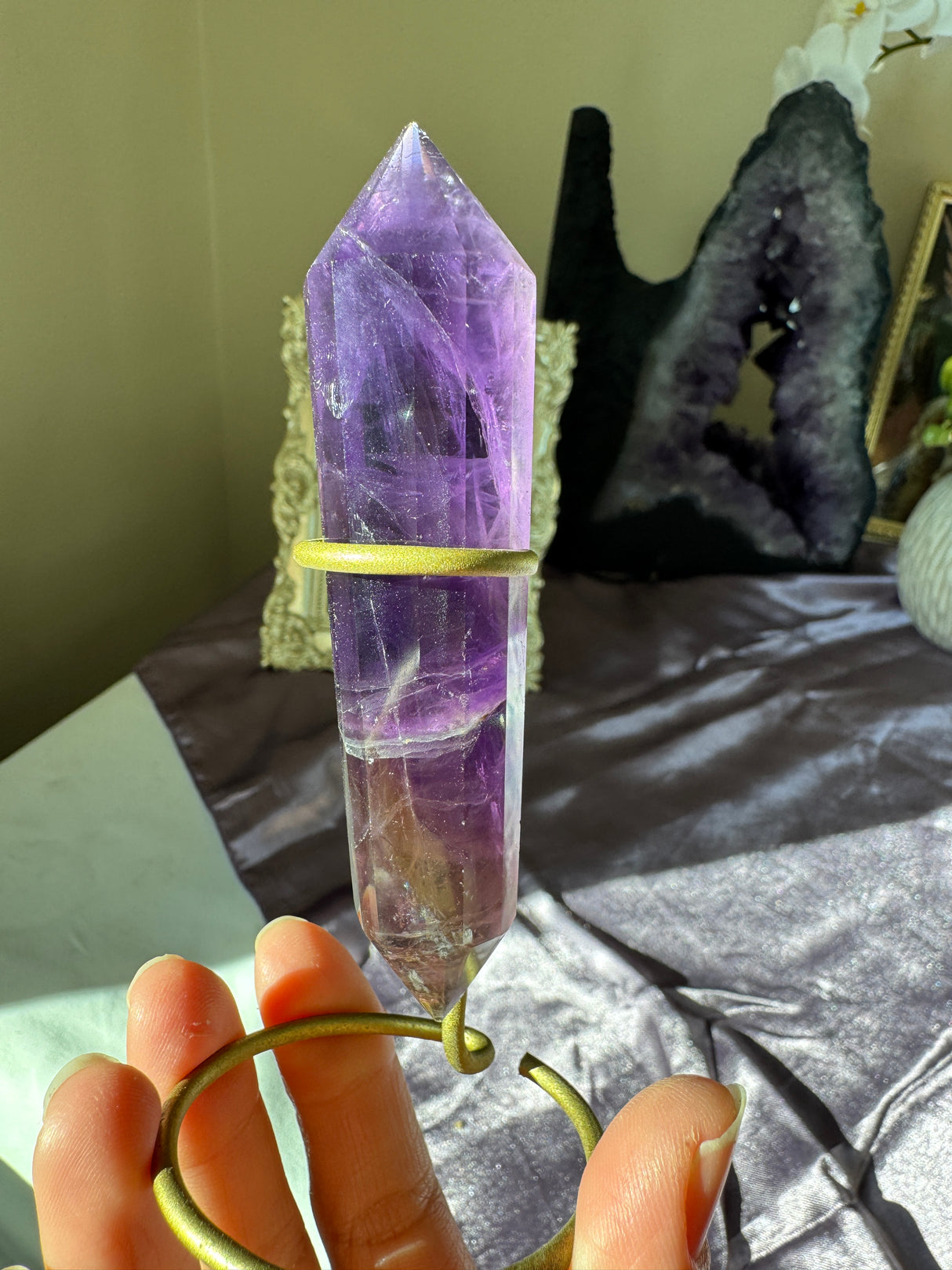 Deep Amethyst Vogel (imperfect)