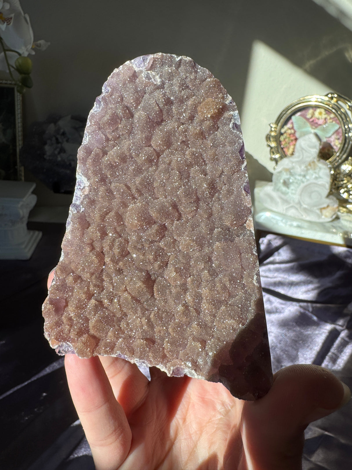 Sugar Rainbow Amethyst Cut Base