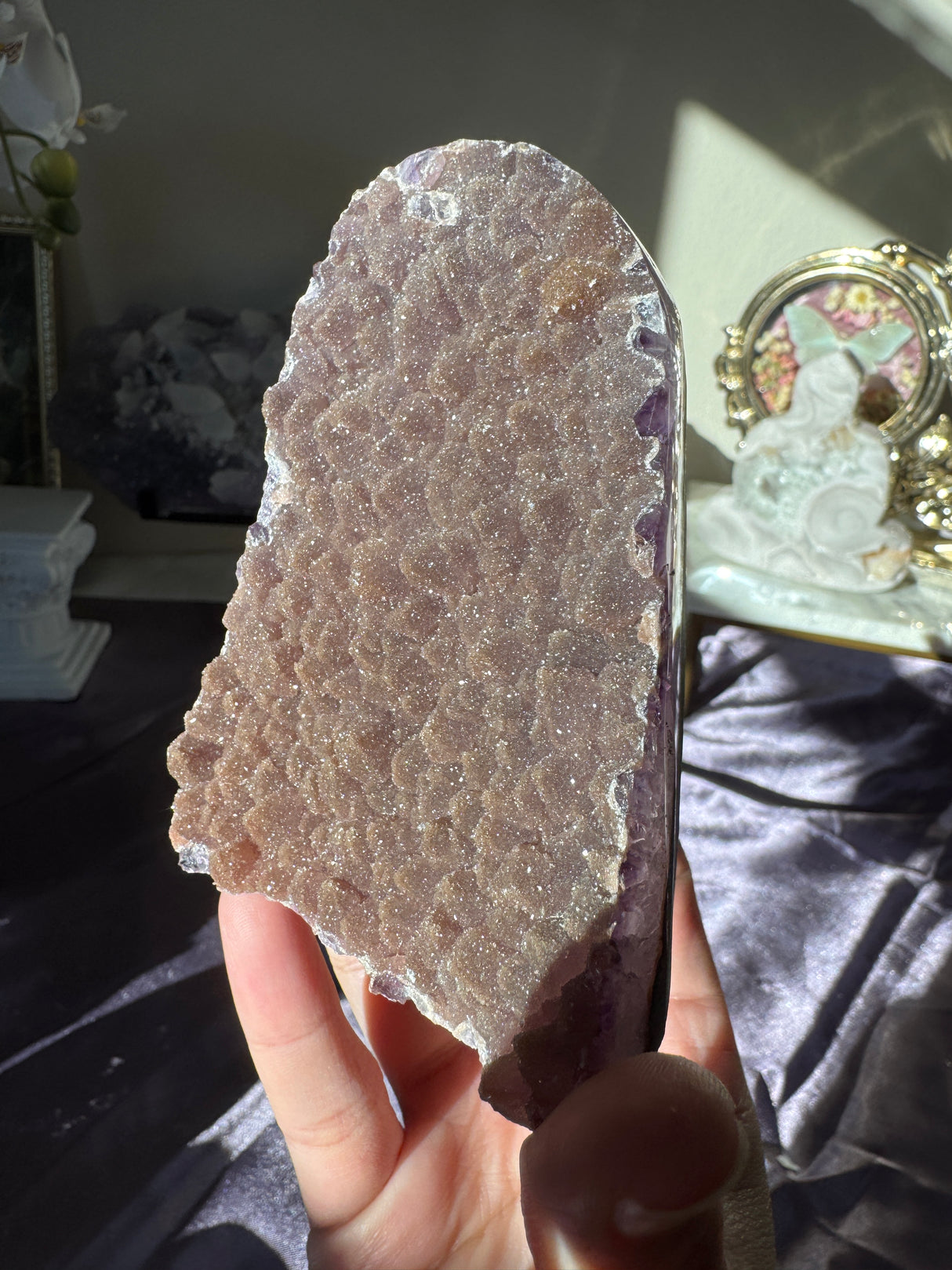 Sugar Rainbow Amethyst Cut Base
